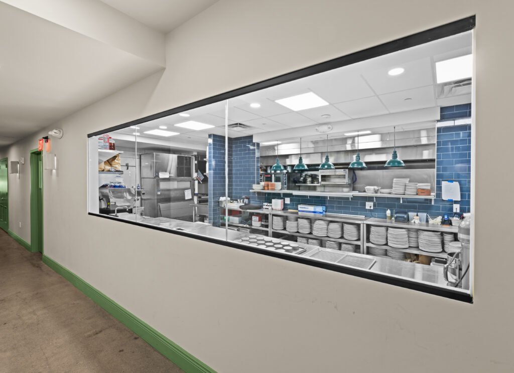 custom-home-glass-walls